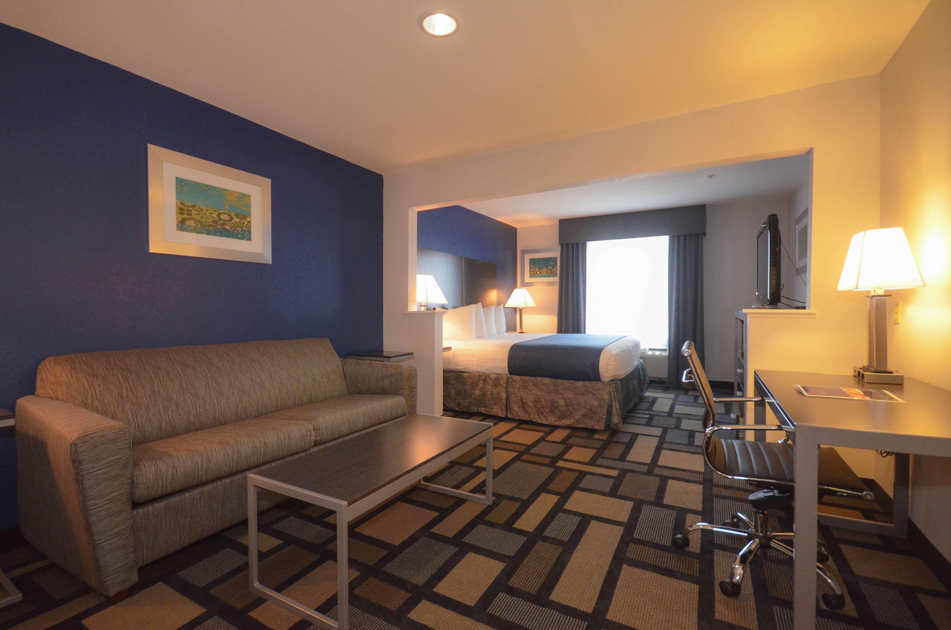 Hotel Western Galleria &