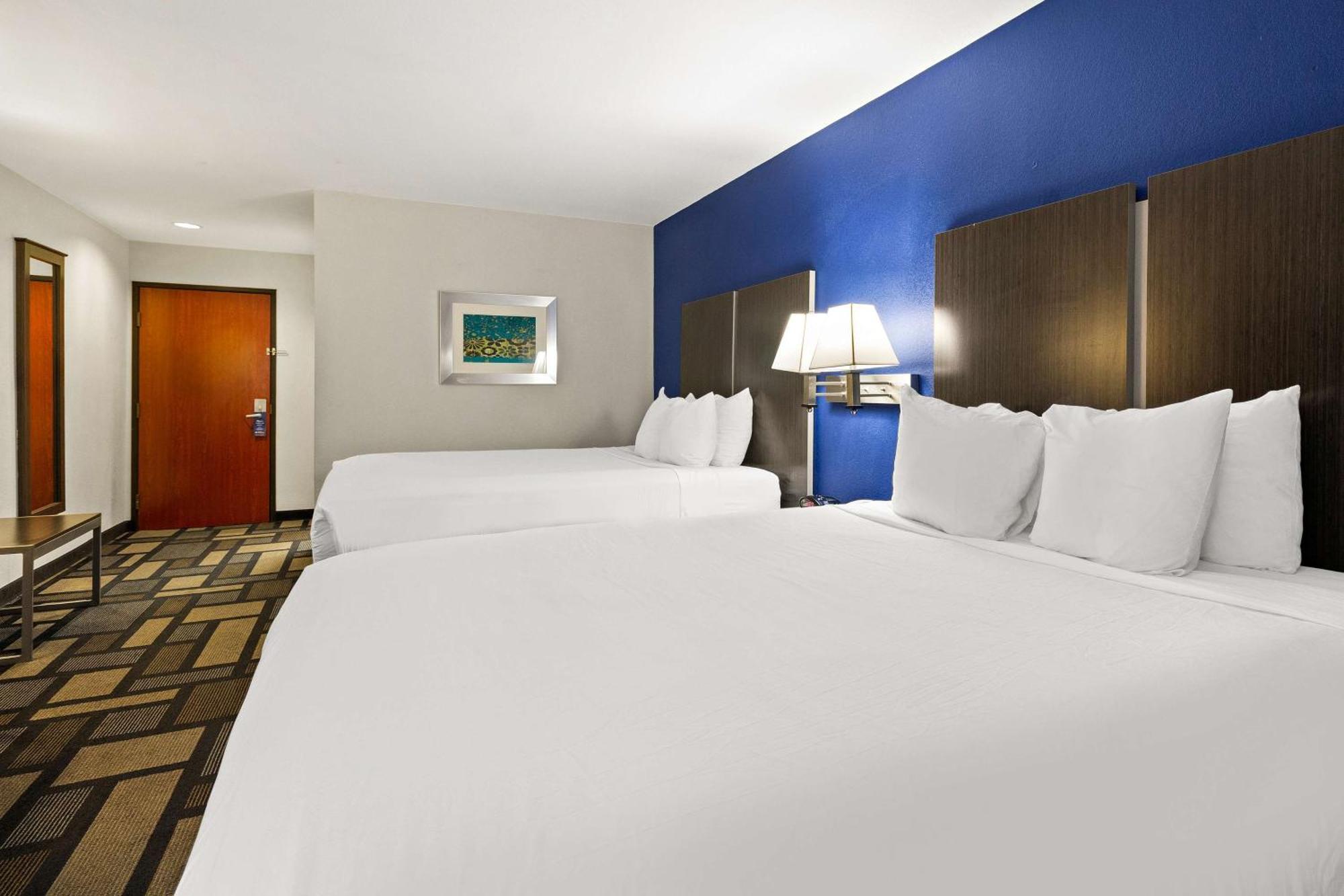 Hotel Western Galleria & 3*